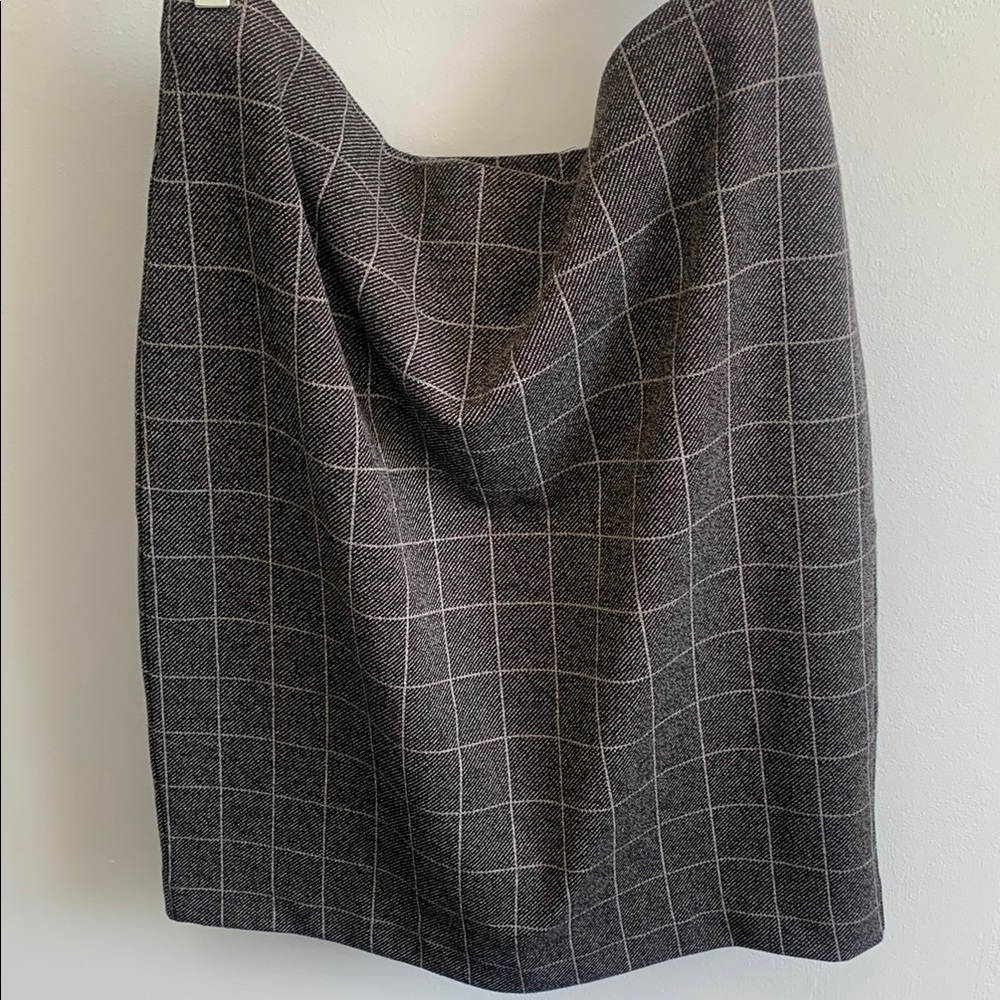 Elegant Gray Checkered Ponte Pencil Skirt